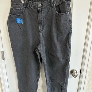 American Eagle Outfitters Mom Jean